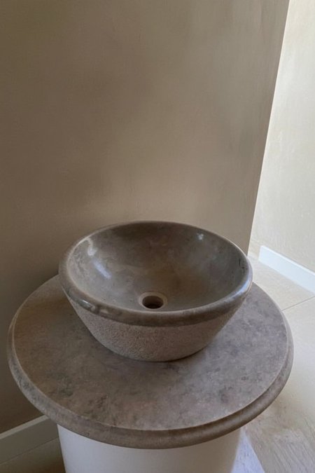 🤎 حوض مغسلة رخامي بلون رملي طبيعي